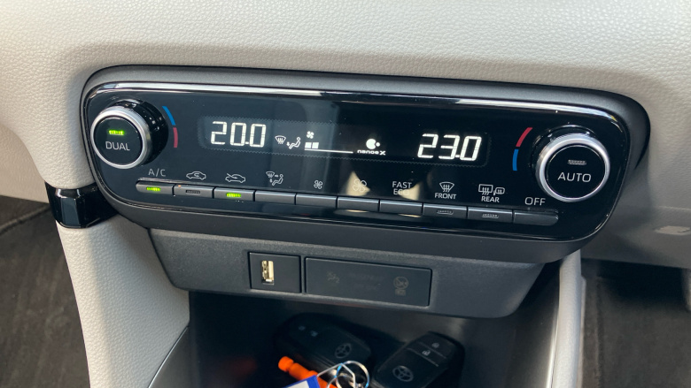 Toyota Yaris 1.5 Hybrid Excel 5dr CVT Hybrid Hatchback